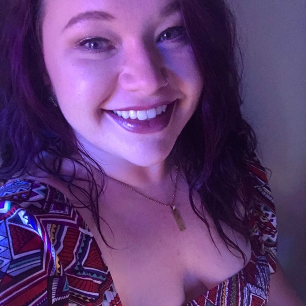Meet your Posher, Brooke